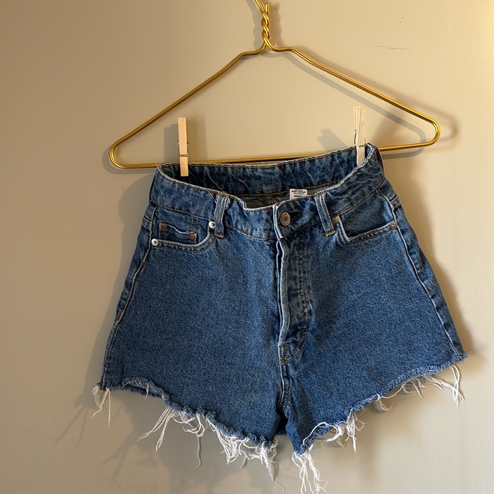 BLUE JEAN SHORT, SIZE 0, H&M